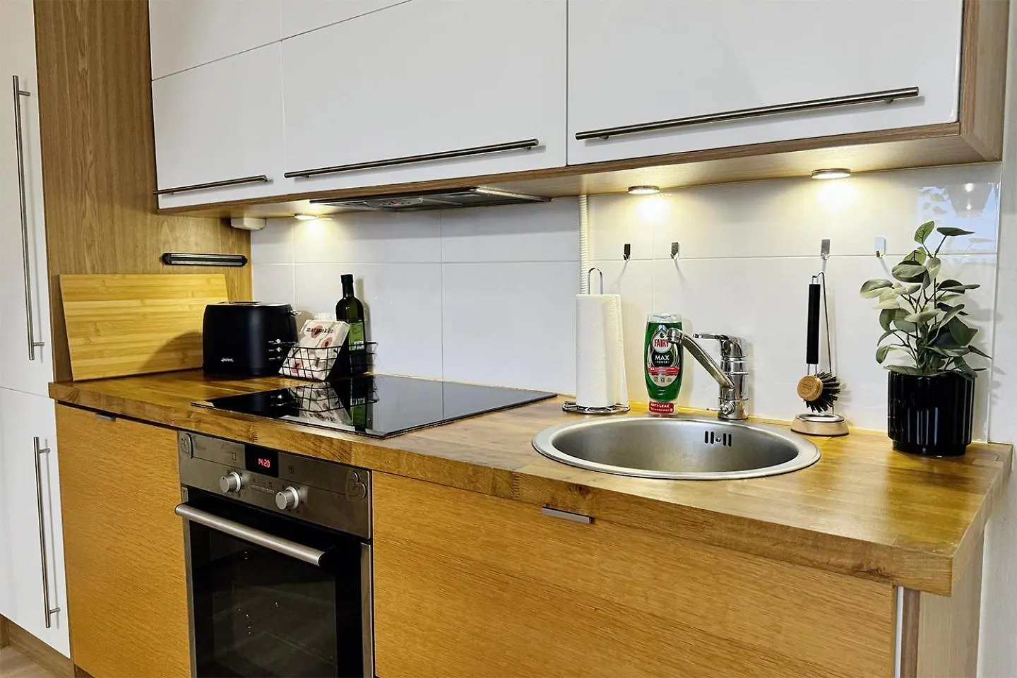 Apartment Central Skyroom - Sauna, Family-Friendly & City Skyline Views Helsinki
