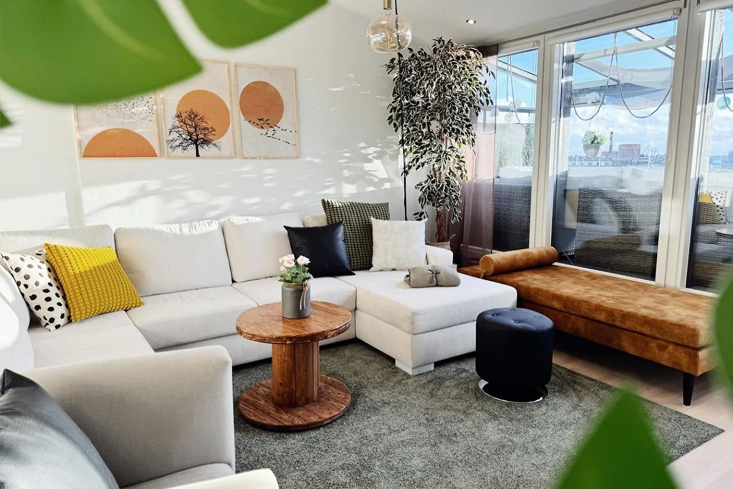 Central Skyroom - Sauna, Family-Friendly & City Skyline Views Helsinki Apartment